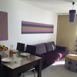 Agrino Aparthotel